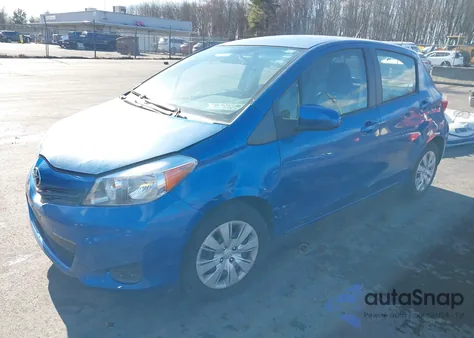 2013 Toyota Yaris Le z USA, uszkodzony, nr VIN JTDKTUD32DD563433